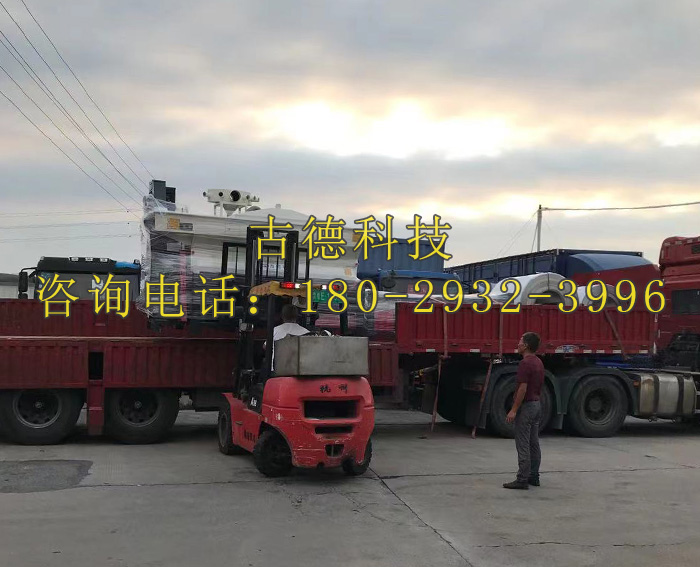 古德玻璃打砂機發(fā)往福建