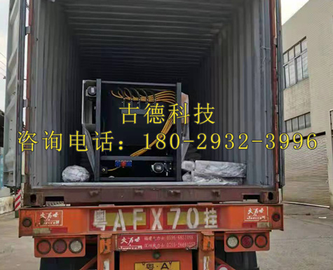 古德立式噴砂機及常用玻璃機械配件發(fā)往印度