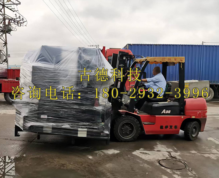 古德亞克力打砂機(jī)發(fā)往杭州