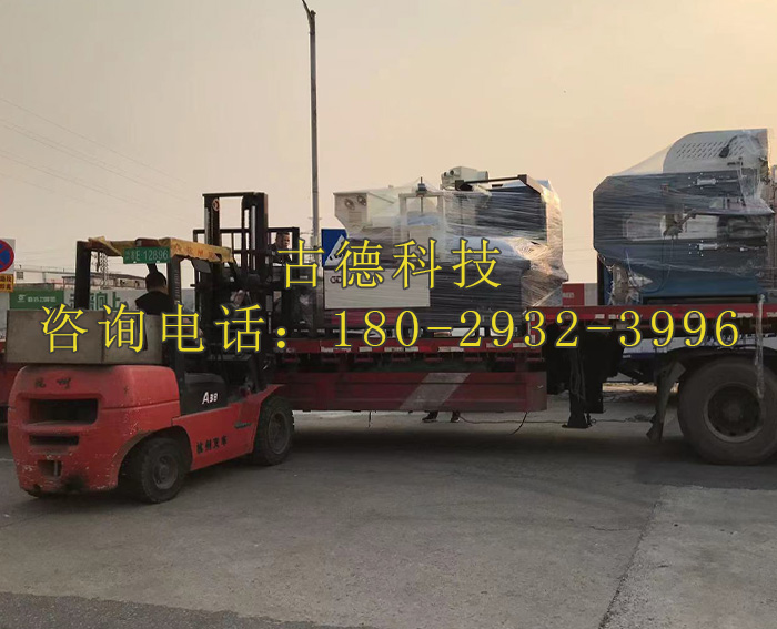 古德玻璃設備發(fā)往長沙